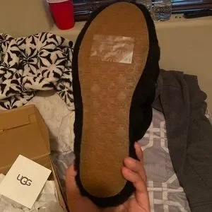 UGG | Shoes | Im Selling Uggs Slippers Never Been Worn Brand  display picture 2